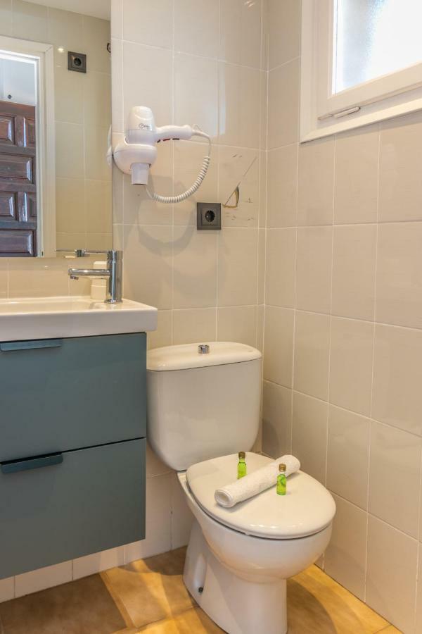 Holidays Penthouse Vues Panoramiques Sur Le Port Naval,Un Sejour Elegant Assure " Wifi Parquing Gratuit Roses Luaran gambar