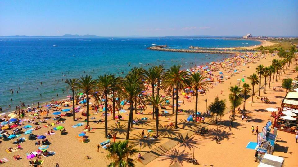 Holidays Penthouse Vues Panoramiques Sur Le Port Naval,Un Sejour Elegant Assure " Wifi Parquing Gratuit Roses Luaran gambar